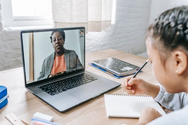 Les Tendances en Éducation en Ligne pour 2024